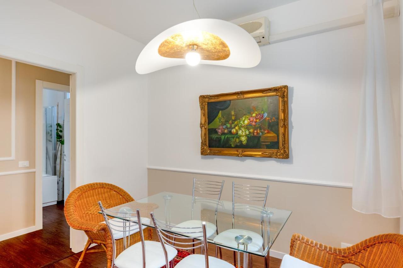 Galleria Eremitani Exclusive Elegant Apartment Padova Exterior photo